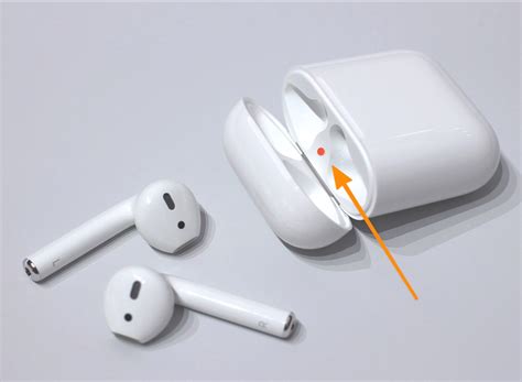 airpods blinken orange.